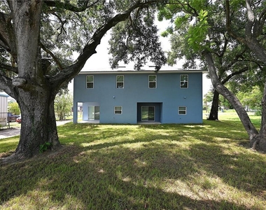 1013 N Brunnell Parkway - Photo Thumbnail 31