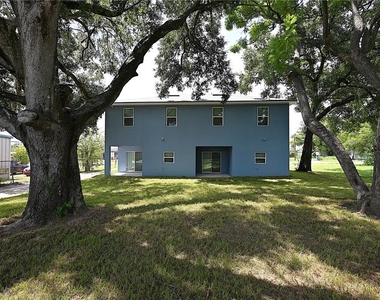 1011 N Brunnell Parkway - Photo Thumbnail 35