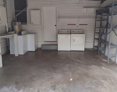 320 S 4th Street - Photo Thumbnail 15