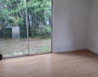 320 S 4th Street - Photo Thumbnail 13