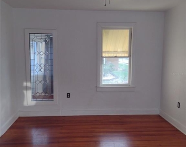 320 S 4th Street - Photo Thumbnail 12