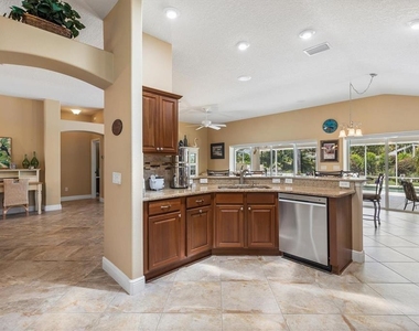 1096 Alcove Loop - Photo Thumbnail 11