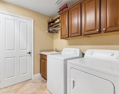 1096 Alcove Loop - Photo Thumbnail 27
