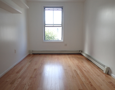 190 South Oxford Street - Photo Thumbnail 8