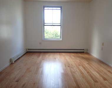 190 South Oxford Street - Photo Thumbnail 6