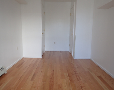 190 South Oxford Street - Photo Thumbnail 9