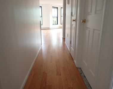 190 South Oxford Street - Photo Thumbnail 5