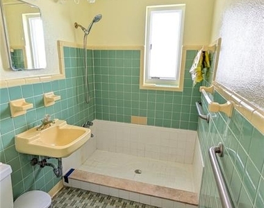 5 Seaside Drive - Photo Thumbnail 10