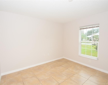 34 Renshaw Drive - Photo Thumbnail 24