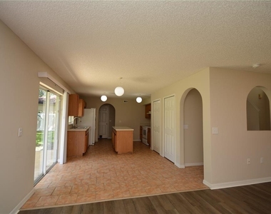 47 Buttermill Drive - Photo Thumbnail 6