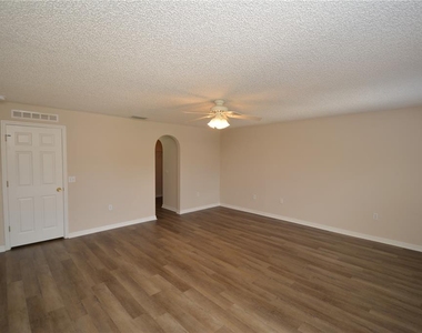47 Buttermill Drive - Photo Thumbnail 22