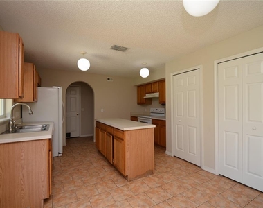 47 Buttermill Drive - Photo Thumbnail 11