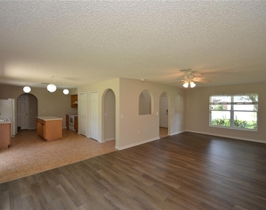 47 Buttermill Drive - Photo Thumbnail 4