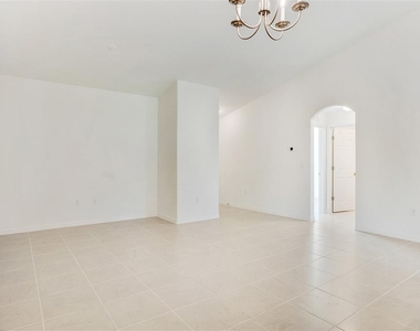 55 Pony Express Drive - Photo Thumbnail 14