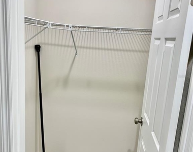 6338 Lenape Lane - Photo Thumbnail 17