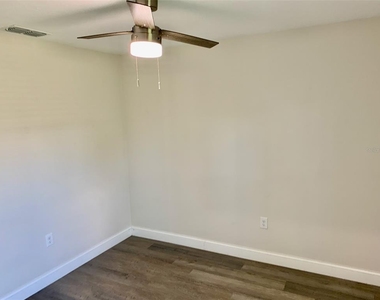 6338 Lenape Lane - Photo Thumbnail 27