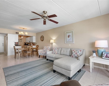 3806 Gulf Of Mexico Drive - Photo Thumbnail 8