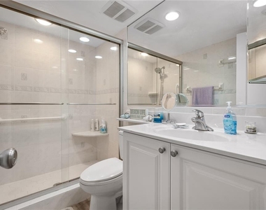 3806 Gulf Of Mexico Drive - Photo Thumbnail 14