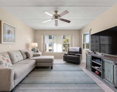 3806 Gulf Of Mexico Drive - Photo Thumbnail 4