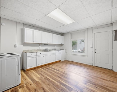 395 W Allen - Photo Thumbnail 6