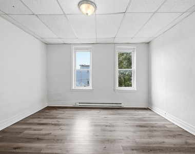 395 W Allen - Photo Thumbnail 19