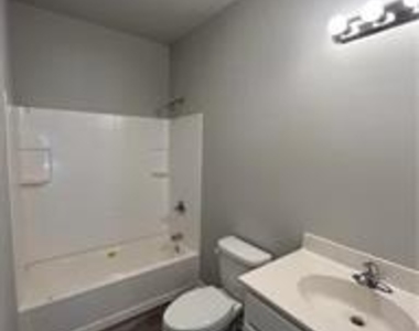 530 Market Street - Photo Thumbnail 3