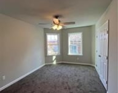 530 Market Street - Photo Thumbnail 7