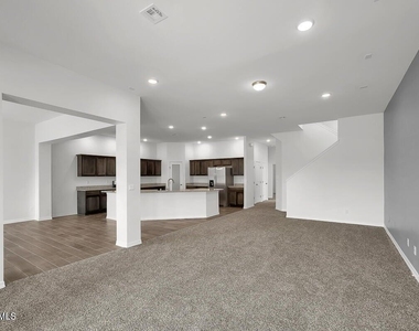 14325 Steve Joyce Parkway - Photo Thumbnail 3