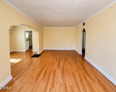 1331 Cincinnati Avenue - Photo Thumbnail 1
