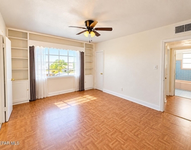 1331 Cincinnati Avenue - Photo Thumbnail 8