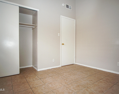 10007 Caribou Drive - Photo Thumbnail 11
