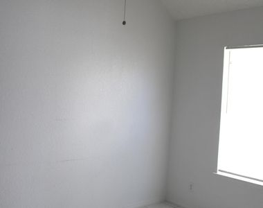 1694 Leroy Bonse Drive - Photo Thumbnail 8