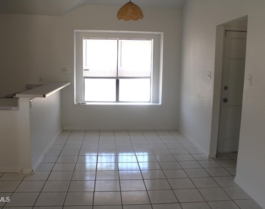 1694 Leroy Bonse Drive - Photo Thumbnail 5