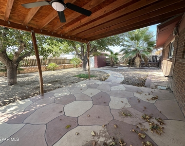 1209 Antonio Street - Photo Thumbnail 10