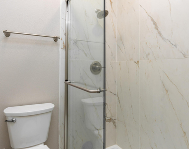 521 W Missouri Avenue - Photo Thumbnail 9