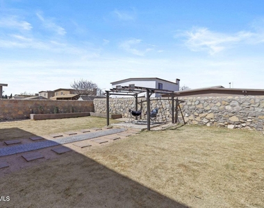 12869 Little Misty Lane - Photo Thumbnail 27