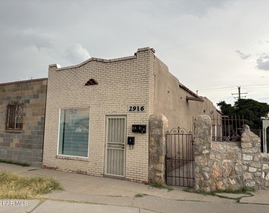 2916 Pera Avenue - Photo Thumbnail 7
