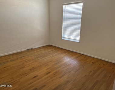 3728 Fillmore Avenue - Photo Thumbnail 7