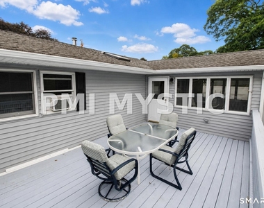 90 Nantucket Drive - Photo Thumbnail 6