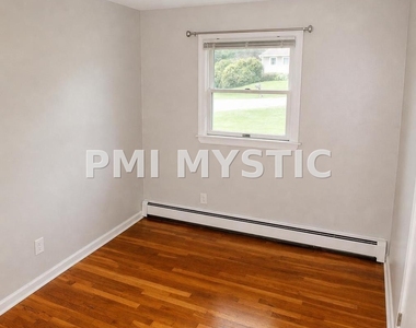 90 Nantucket Drive - Photo Thumbnail 20