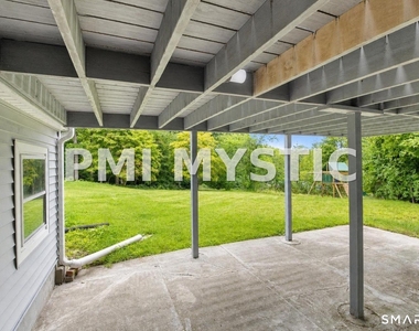 90 Nantucket Drive - Photo Thumbnail 9