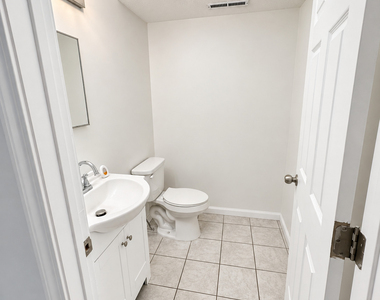 236 Cherry Street - Photo Thumbnail 16