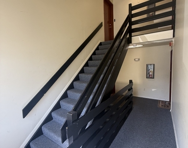 7 Padanaram Road - Photo Thumbnail 16