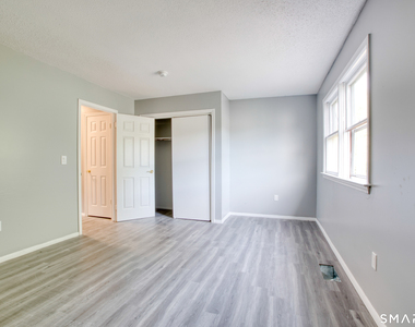 76 Caesar Drive - Photo Thumbnail 13