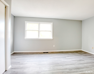 76 Caesar Drive - Photo Thumbnail 12