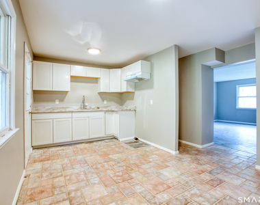 76 Caesar Drive - Photo Thumbnail 5