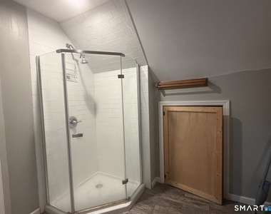 25 Pearl Street - Photo Thumbnail 6