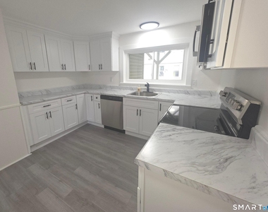 68 Wetmore Avenue - Photo Thumbnail 8