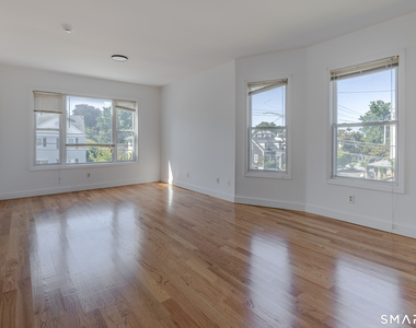 74 Harbor Avenue - Photo Thumbnail 5