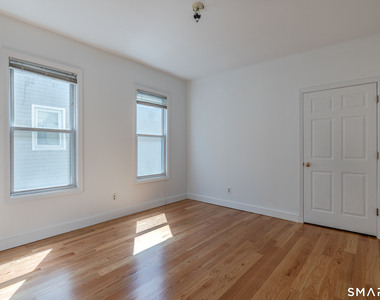 74 Harbor Avenue - Photo Thumbnail 9